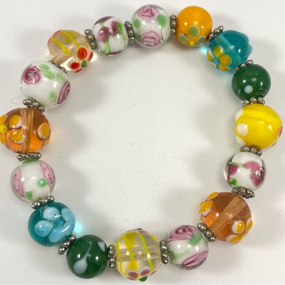 Cute Flower Unsigned Glass Painted Beaded Stretch Bracelet